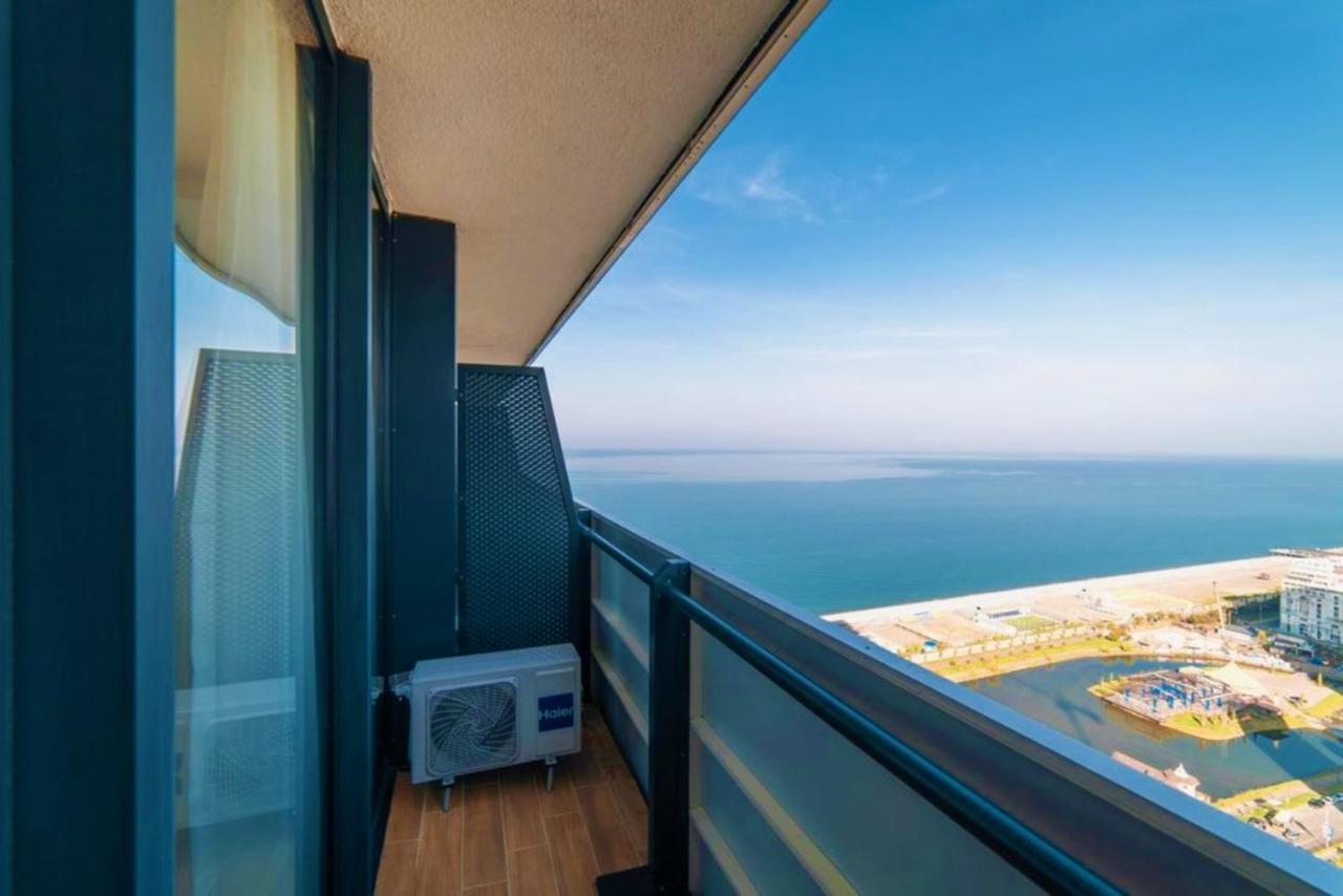 Orbi City Twins Tower Μπατούμι Εξωτερικό φωτογραφία