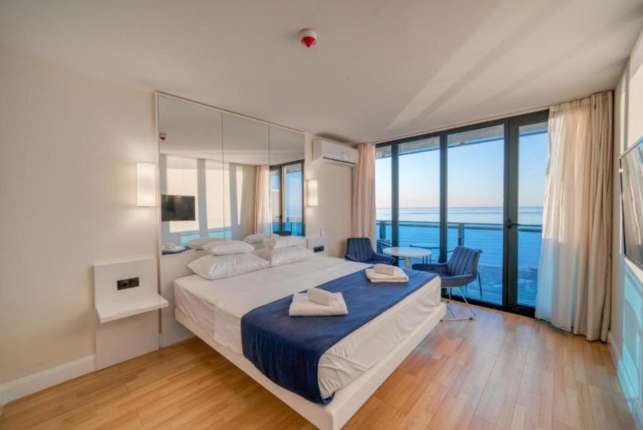Orbi City Twins Tower Μπατούμι Εξωτερικό φωτογραφία