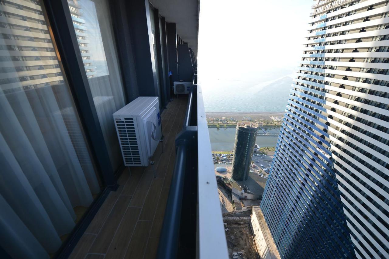 Orbi City Twins Tower Μπατούμι Εξωτερικό φωτογραφία