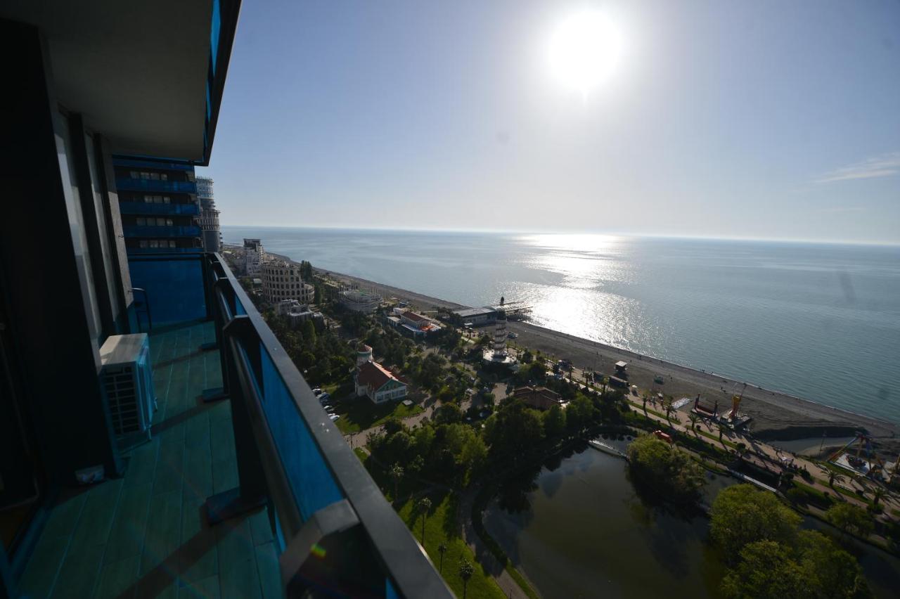 Orbi City Twins Tower Μπατούμι Εξωτερικό φωτογραφία