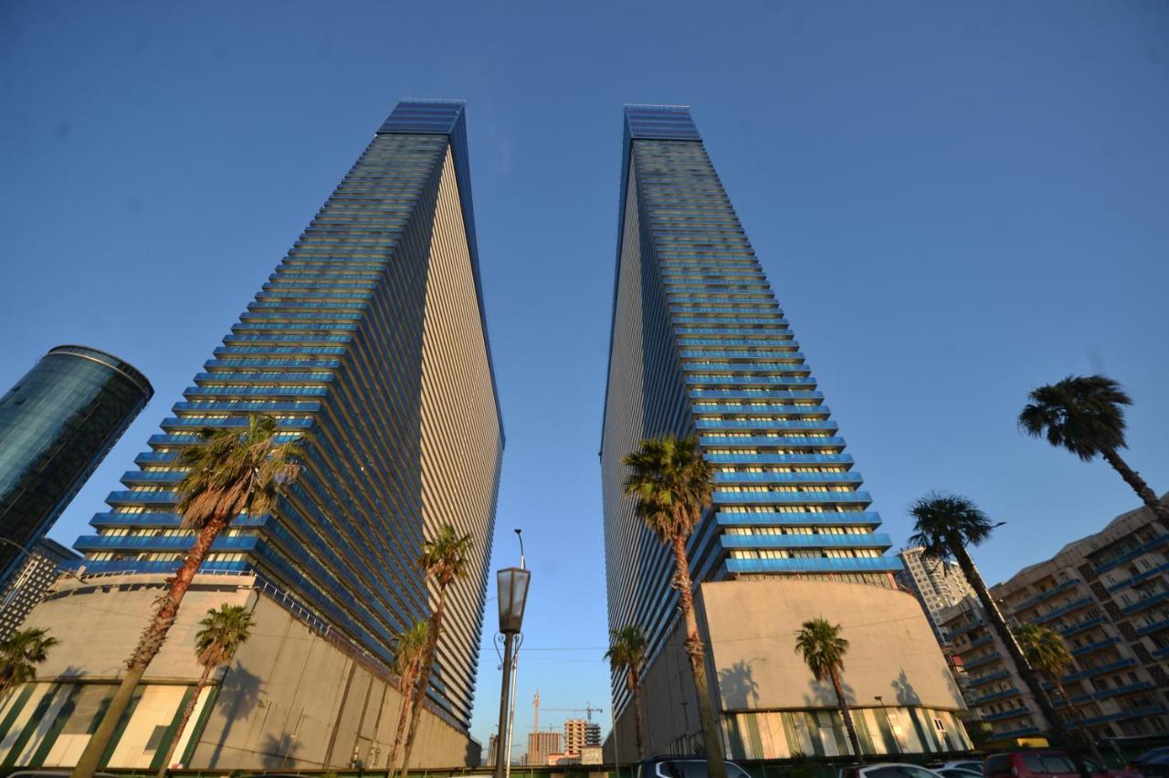 Orbi City Twins Tower Μπατούμι Εξωτερικό φωτογραφία