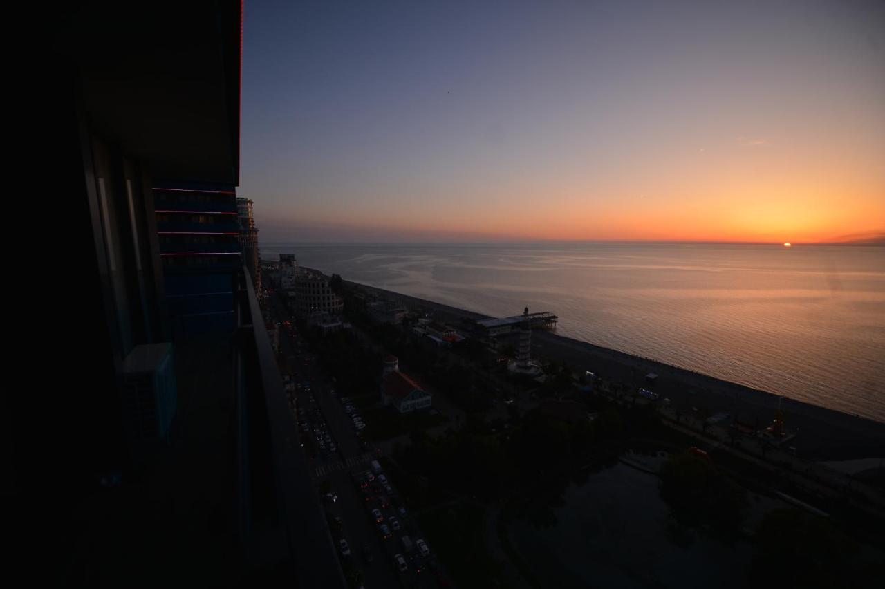 Orbi City Twins Tower Μπατούμι Εξωτερικό φωτογραφία